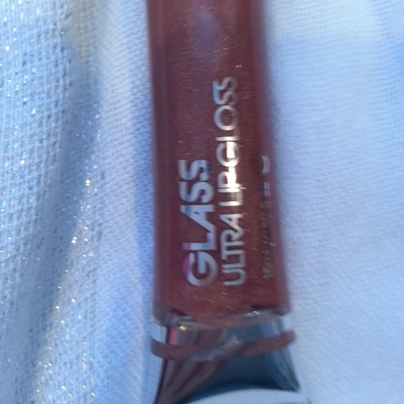 š„HOT DEALš„Model Co. Glass Ultra Lip Gloss - Picture 4 of 6
